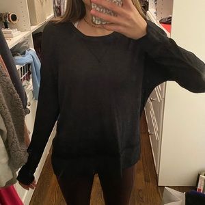 black z supply sweater from fab’rik!